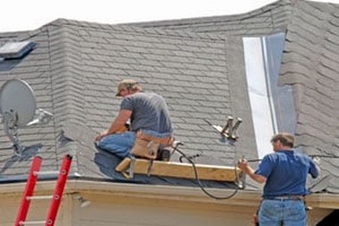 Local Federal Way roofing contractor in WA near 98003